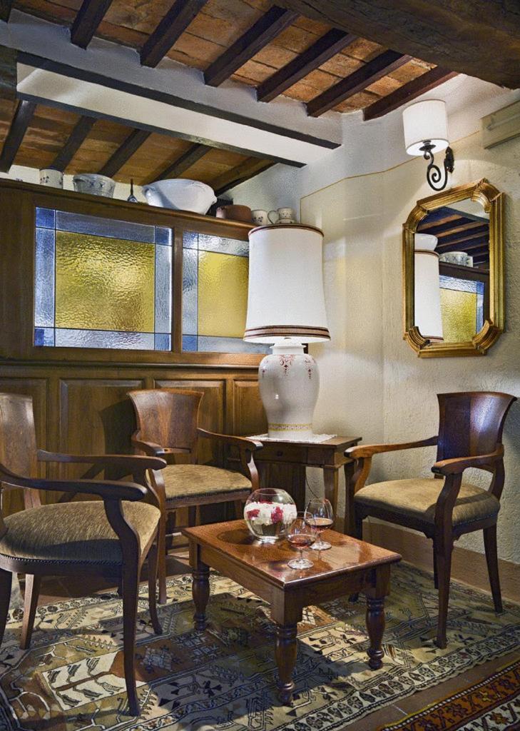 The Country House Montali Tavernelle  ภายนอก รูปภาพ